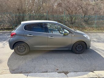 Peugeot 208 1.2 Puretech 2016 - 4