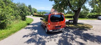 Peugeot Partner r.v 2010 benzin - 4