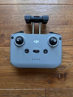 DJI ovladač k dronu - 4