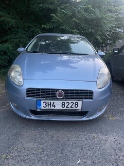 Prodám nebo vyměním Fiat Grande Punto 1.2i  48 KW   R.V.2009 - 4