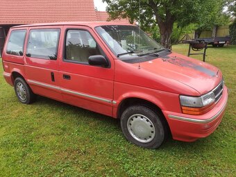 Chrysler Voyager 3,0 V6 - 4
