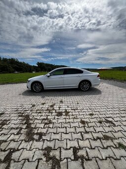 Volkswagen Passat R-Line 110kW 2.0TDi aut., tažné,panorama - 4
