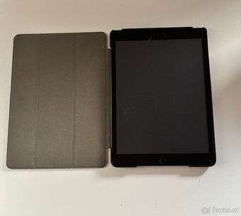 iPad 10.2 2021, 256 GB, plně funkční, prasklé sklo, - 4