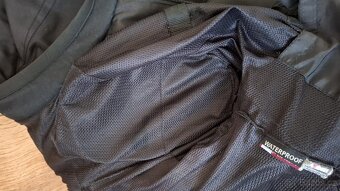 Černá motobunda 2XL s chráničem páteře, ramen a loktů - 4