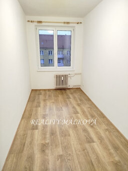 Podnájem bytu 3+1/balkon, 65 m2, 4NP., Pardubice, Pichlova - 4