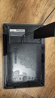 Fotorámeček Samsung SPF-1071 10'TFT LCD 1024 × 600 - 4