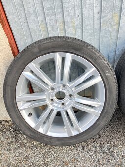 Koncernová alu kola VW 7x17" ET-49, pneu Bridgestone 225/45 - 4