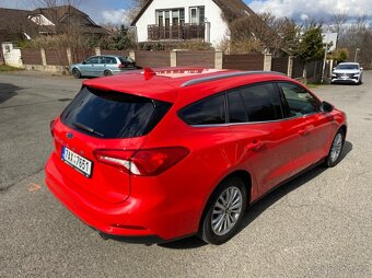 Ford Focus Turnier 1.5 EB Titanium 1. majitel 11/2019 - 4