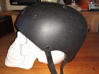Přilba vel. M - 4