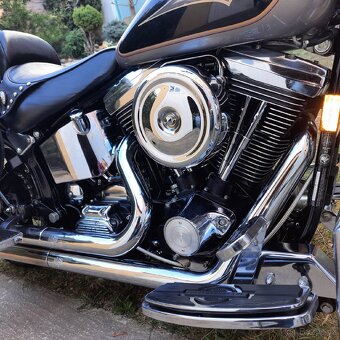 Harley Davidson - 4