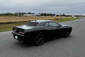 Dodge Challenger 5.7 V8 BLACK PRONAJEM - 321SPEED.cz - 4