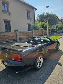 Ford Mustang  cabrio California GT - 4