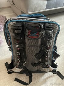 Prodám školní batoh pro první stupeň zn. Bagmaster - 4
