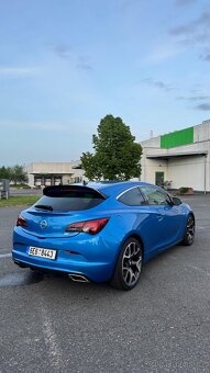 Opel Astra J GTC OPC - 4
