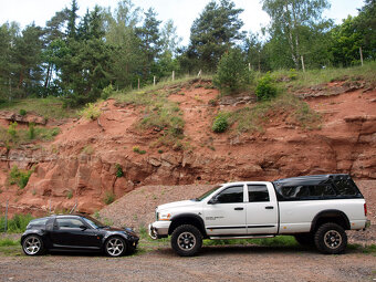 Dodge RAM 5.9Cummins Diesel 4x4 Pickup - 4