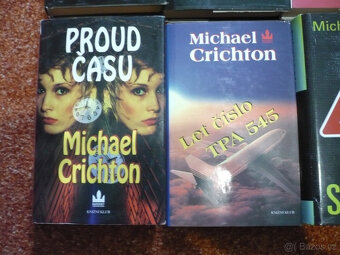 8 x Michael Crichton - 4