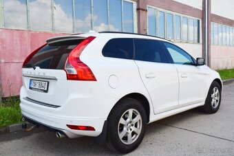 Volvo XC60 2.0D D4/TAŽNÉ/VÝBAVA/KŮŽE/AUT/ - 4