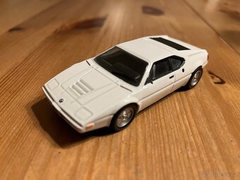 BMW M1 deAgostini - 4
