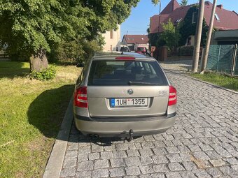 Škoda Octavia 2.0 fsi - 4