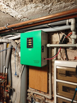 FVE regulátor - střídač MPPT /MPPS/ GREEN BOOST 3kW pro FV - 4