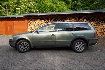 Volkswagen Passat Variant 1.9 TDI 96kw 4Motion - 4