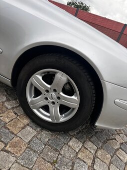 Mercedes Benz E270 CDI 130 KW - 4
