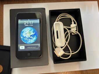 Apple iPod touch 1. Generace Lennon - 4