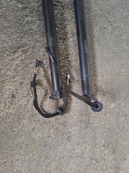 Škoda Octavia 3 III servomotory 5-tých dveří - 4