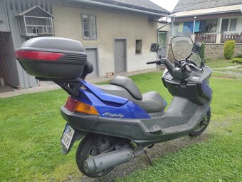 Yamaha Majesty YP 250 - 4