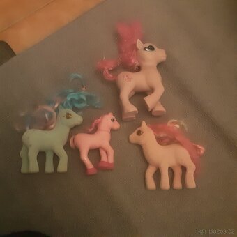 Plyšáci,  panenky  knížky puzzlhry oblečení, dětské nadobi, - 4