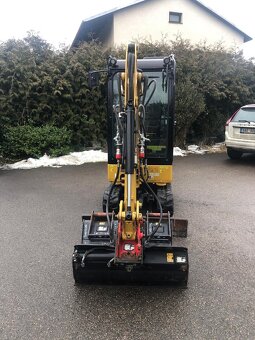 Caterpillar CAT 301.6 - 4