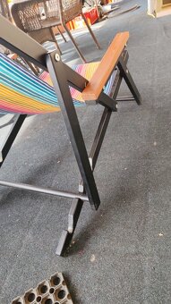 Polohovatelné lehátko - 4