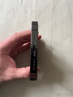 iPhone 13 Pro 128 GB Graphite - 4