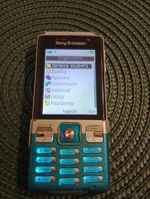 Sony Ericsson C702 - 4