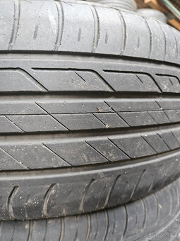 225/55R17 97V Bridgestone Turanza T001 - 4