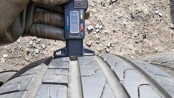 Letní pneu 225/55/17 Pirelli - 4