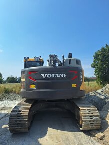 Pásový bagr Volvo ECR235 EL - 4