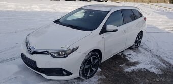 Toyota Auris 1.2 turbo Full LED NAVI KAMERA - 4