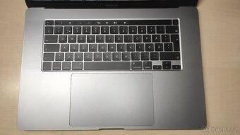 Apple MacBook Pro 16" Touch Bar late-2019 i7, 32GB, 512GB - 4
