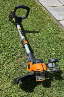 Akumulátorový vyžínač worx strunová sekačka - 4