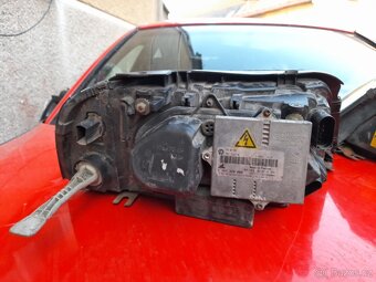 Prodam na Volkswagen sharan světla - 4