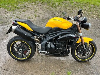 Triumph speed triple 1050 - 4