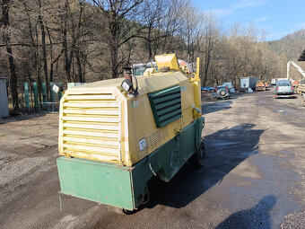 Silniční fréza Wirtgen W500 - 4
