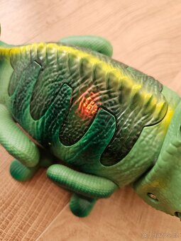 MAC TOYS chameleon - 4