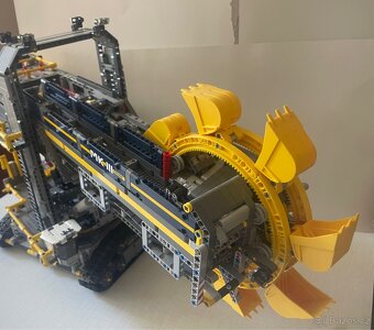 Lego Technic 42055 - 4