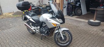 Honda CBF 600 - 4
