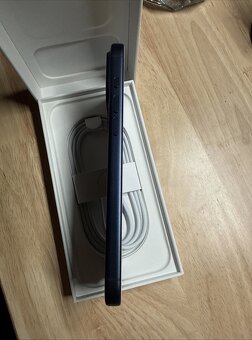 Nový iPhone 17 Pro Max 1TB – Temně modrá – 25 000 Kč - popis - 4