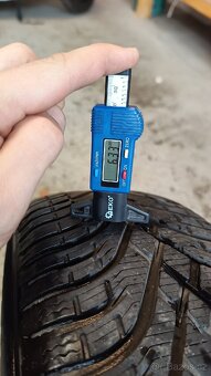 Zimní pneu 185/60 R15 - 4