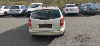 Renault Laguna II - 4