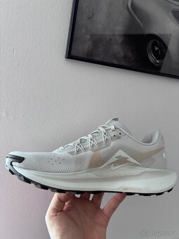 Nike ReactX Pegasus Trial 5 tenisky - 4